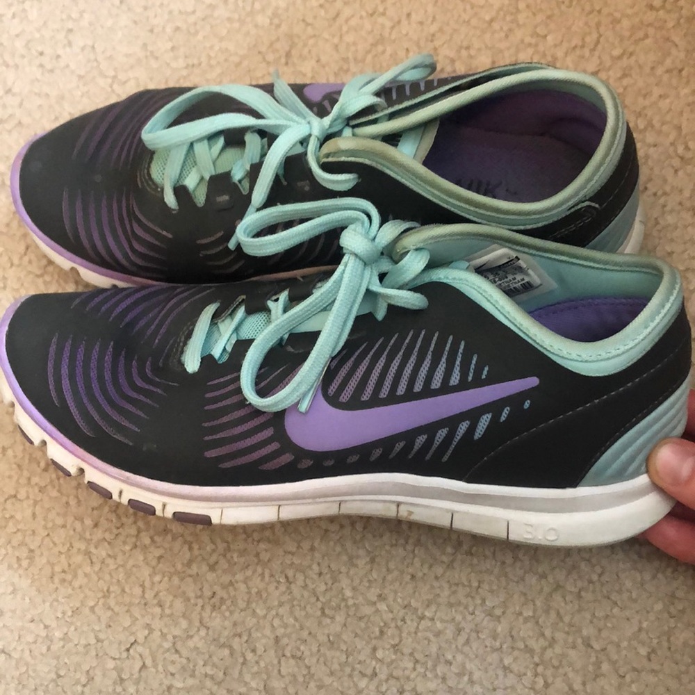 Nike Free 3.0 tennis shoes size 6